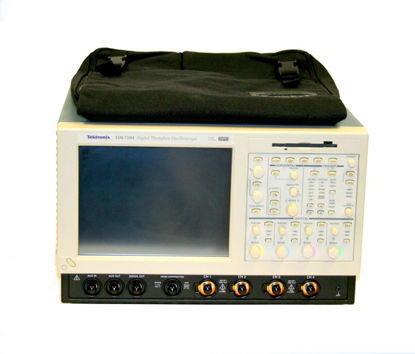 Tektronix - TDS7104 4 Ch 1 GHz Digital Oscilloscope